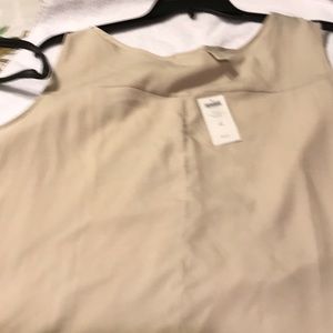 Chico’s long layer tank NWT size 4